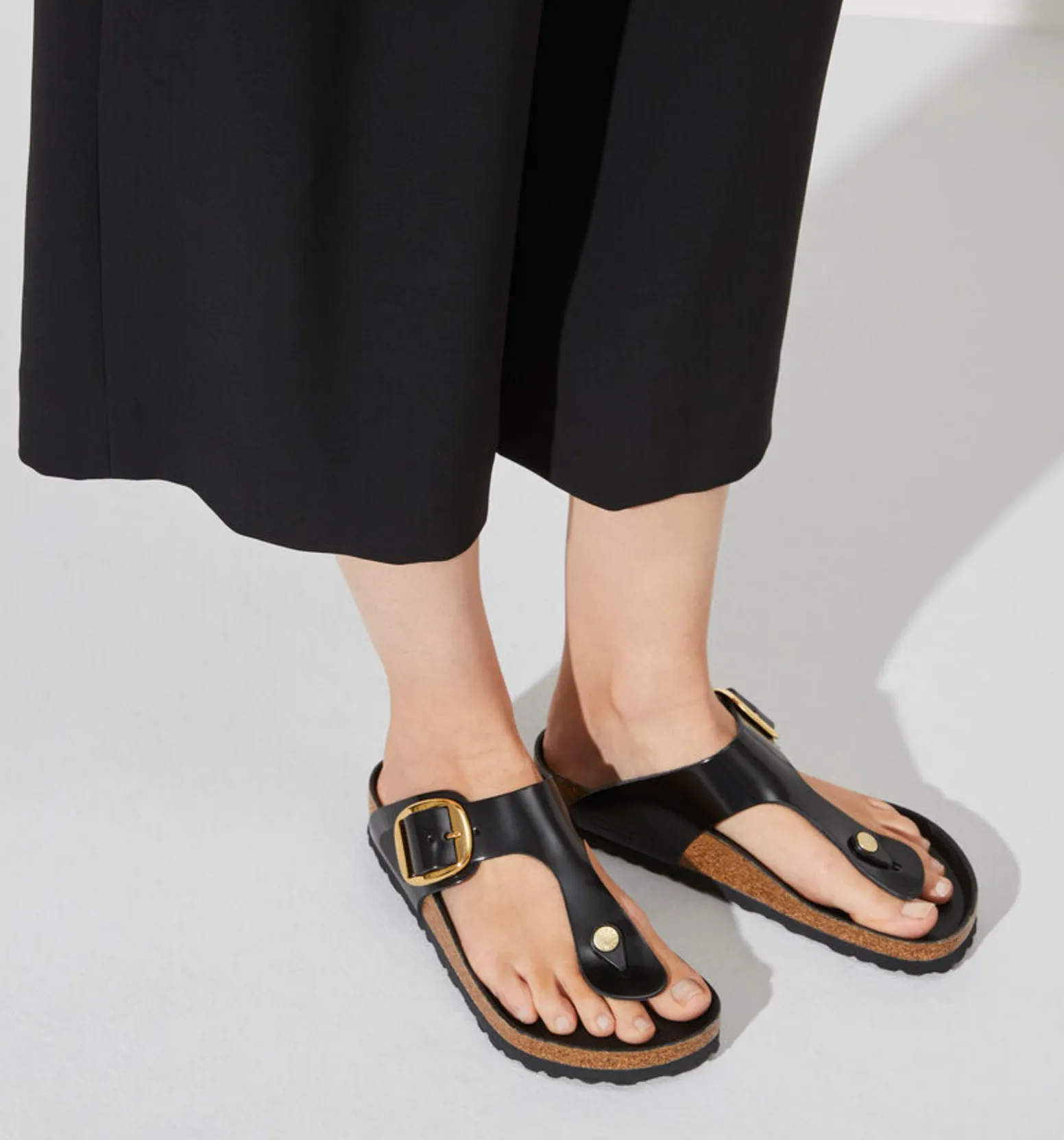 Birkenstocks Gizeh Big Buckle - Natural Leather Patent (High Shine Black)