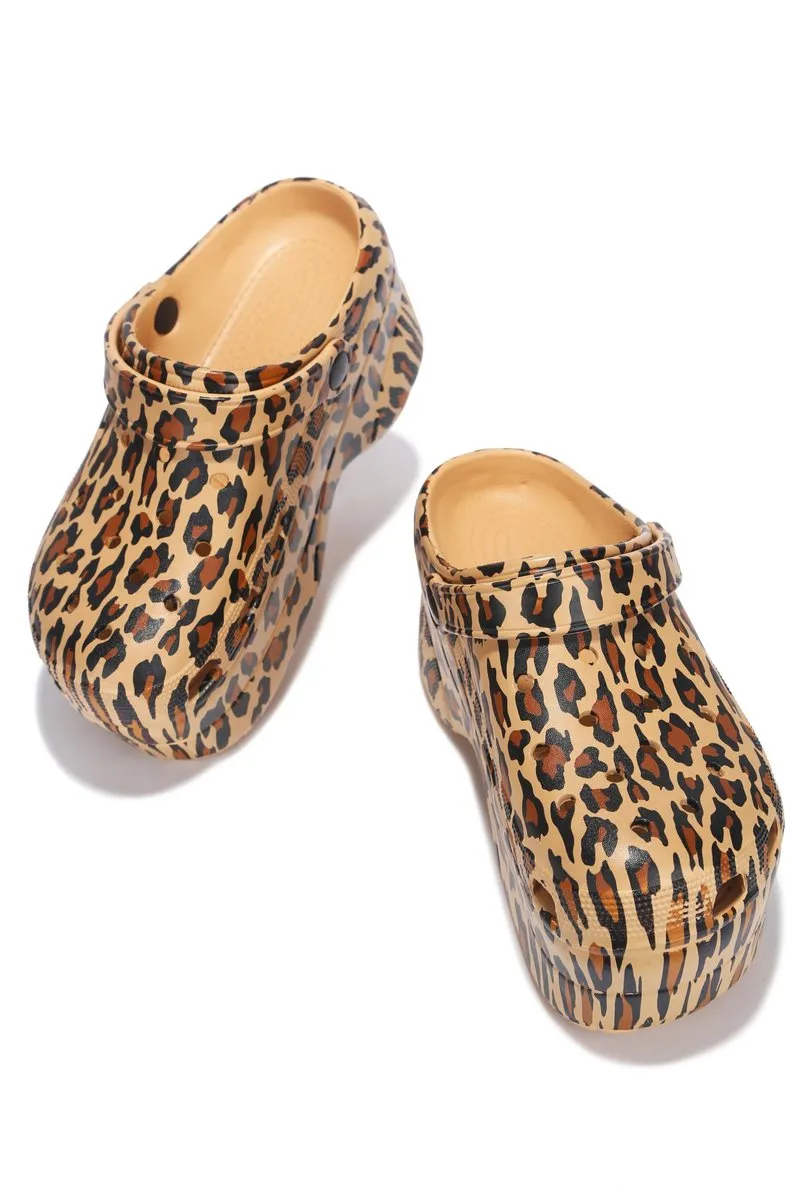 Cape Robbin Gardener Leopard Platform Wedge Cut Out Mule Clogs (7)