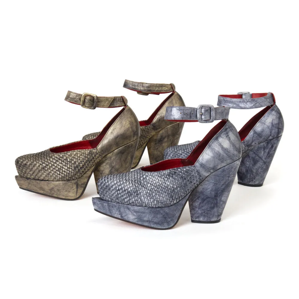 Vida Shoe - Gold Distressed